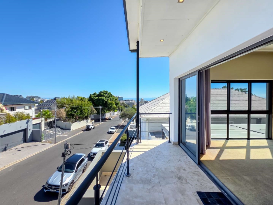 3 Bedroom Property for Sale in Fresnaye Western Cape